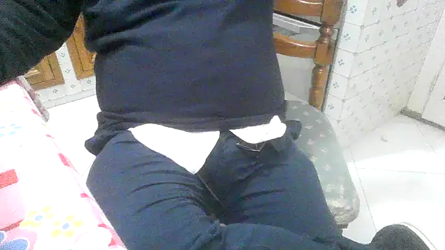 polloiw online show from November 2025 02:39:02 PM