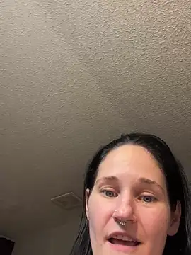 lolabunny9 online show from December 2024 06:31:02 PM