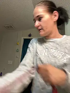 lolabunny9 online show from March 2025 02:44:01 PM