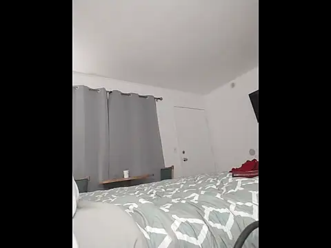 Snapshot of KandiK37 chatting on November 2025 05:52:01 AM KandiK37 online show from November 2025 05:52:01 AM