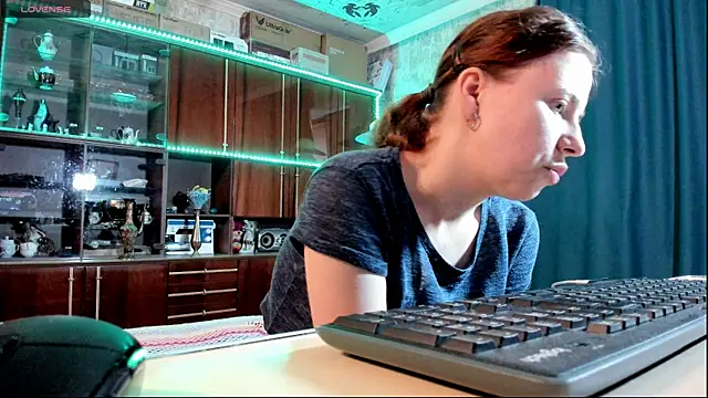 pa1e pr1ncess online show from September 2025 03:11:01 PM