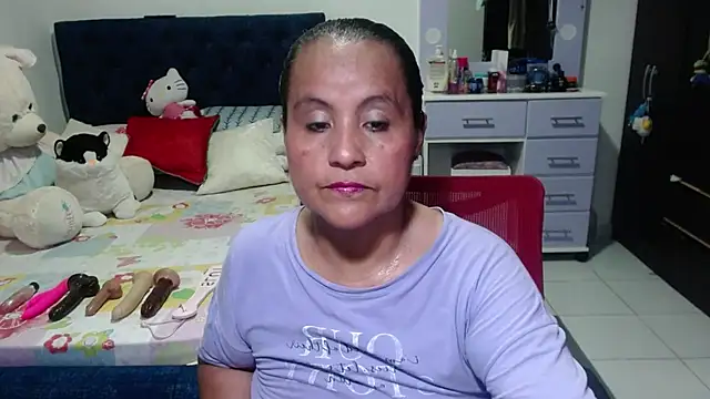 Snapshot of pervert_mommy_ chatting on November 2025 11:11:01 AM pervert mommy online show from November 2025 11:11:01 AM