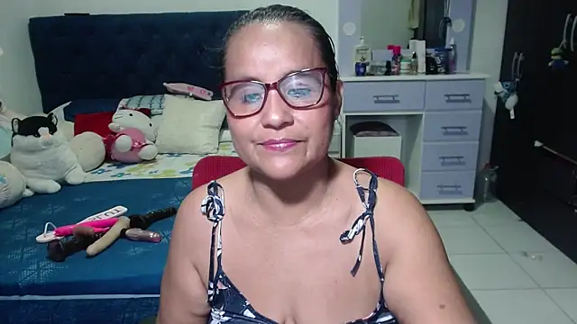 Snapshot of pervert_mommy_ chatting on December 2025 10:53:01 AM pervert mommy online show from December 2025 10:53:01 AM