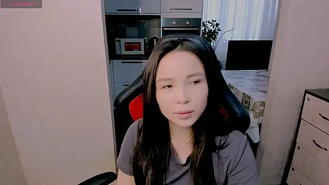 AyaMoon online show from November 2025 04:33:02 AM