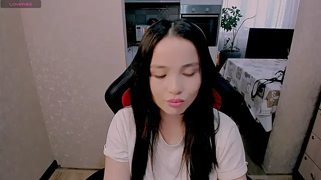 AyaMoon online show from November 2025 04:56:02 AM