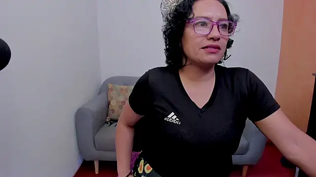 scarlet wet online show from July 2026 11:09:02 PM