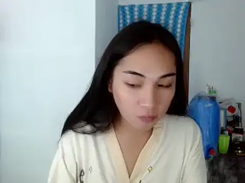 SweetLilly 18 online show from December 2024 03:17:01 PM