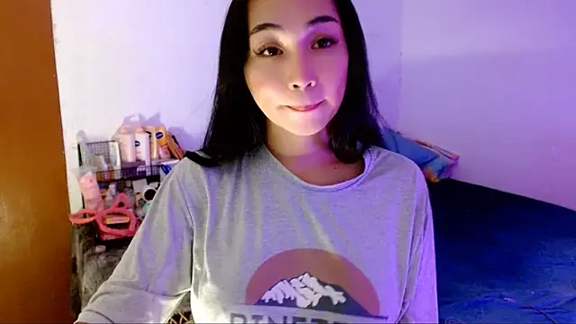 SweetLilly 18 online show from October 2025 02:10:01 AM