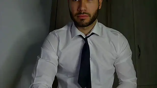 Justynn1 online show from September 2025 09:31:02 PM