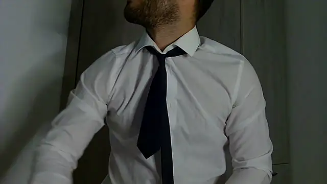 Justynn1 online show from October 2025 08:54:02 PM