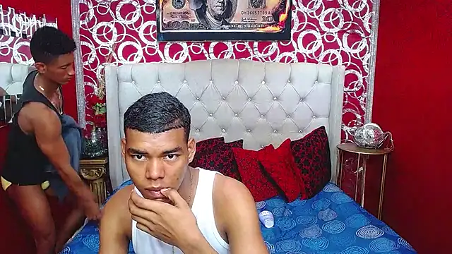 PEINBOYS online show from February 2025 07:10:01 PM