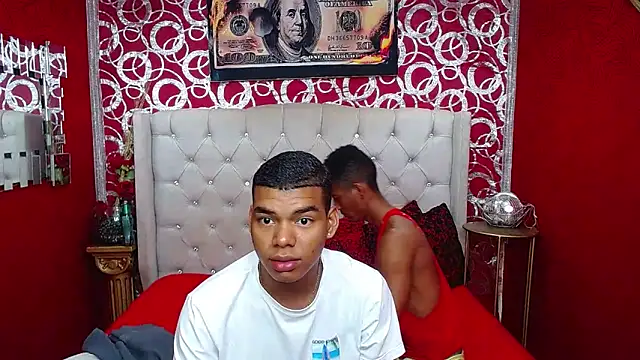 PEINBOYS online show from February 2025 07:25:02 PM