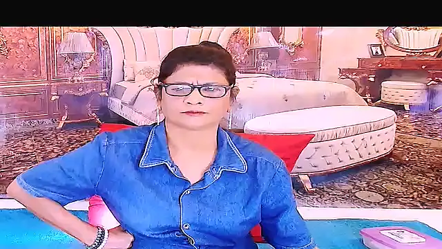 IndianAllure online show from April 2026 05:43:01 AM