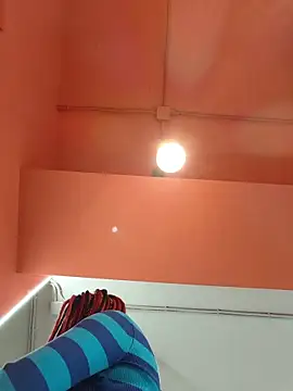 Frost foxy online show from November 2025 02:11:01 AM