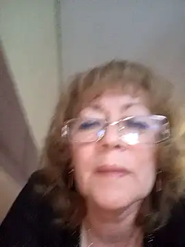 Snapshot of laylaroma chatting on January 2025 08:09:01 AM laylaroma online show from January 2025 08:09:01 AM