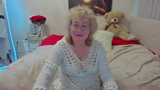 Snapshot of laylaroma chatting on November 2025 07:08:01 AM laylaroma online show from November 2025 07:08:01 AM