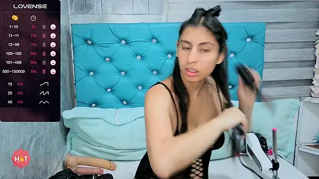 MAARYMOON online show from January 2026 10:53:01 AM