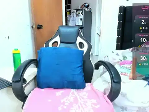 Snapshot of ebonnylatinx chatting on December 2024 09:44:01 PM ebonnylatinx online show from December 2024 09:44:01 PM