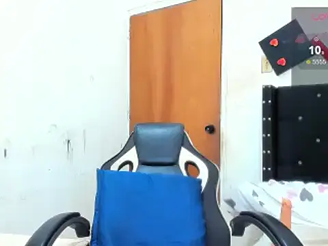 Snapshot of ebonnylatinx chatting on February 2025 07:59:02 PM ebonnylatinx online show from February 2025 07:59:02 PM