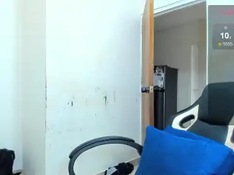 Snapshot of ebonnylatinx chatting on March 2025 10:31:02 PM ebonnylatinx online show from March 2025 10:31:02 PM