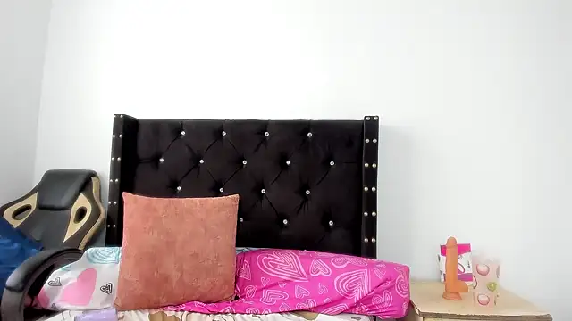 Snapshot of ebonnylatinx chatting on September 2025 02:44:02 PM ebonnylatinx online show from September 2025 02:44:02 PM