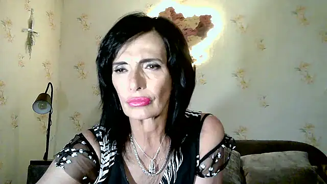 DreamMarianna online show from July 2026 10:00:01 PM