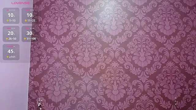 juliana diaz online show from July 2026 01:17:02 PM