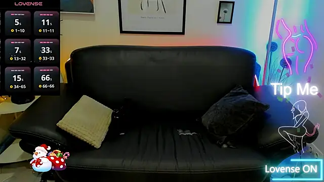 Abby Moore  online show from March 2025 10:06:02 AM