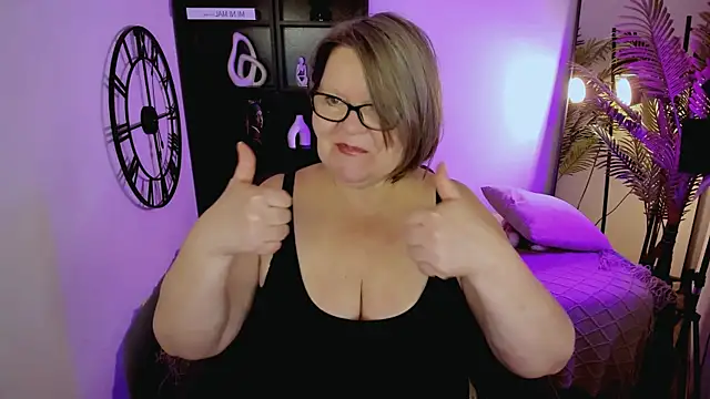 Shannonshine online show from April 2026 07:45:01 AM