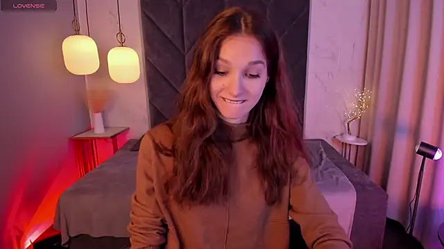 MirandaGlow online show from December 2025 05:46:02 AM