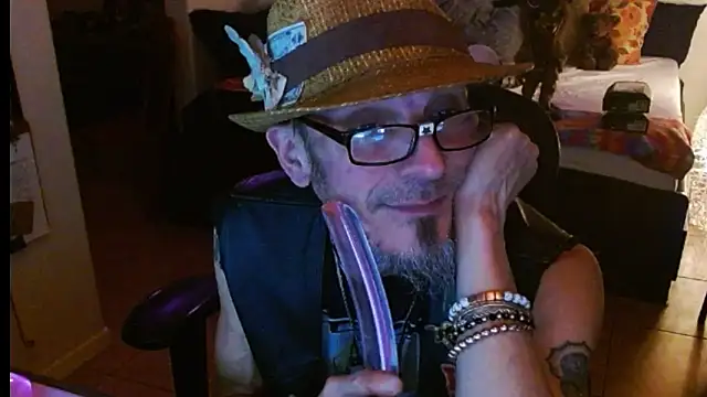 Snapshot of mycock2474u chatting on February 2025 03:50:01 AM mycock2474u online show from February 2025 03:50:01 AM