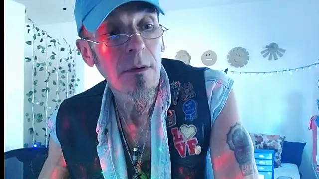 Snapshot of mycock2474u chatting on February 2025 11:52:01 PM mycock2474u online show from February 2025 11:52:01 PM