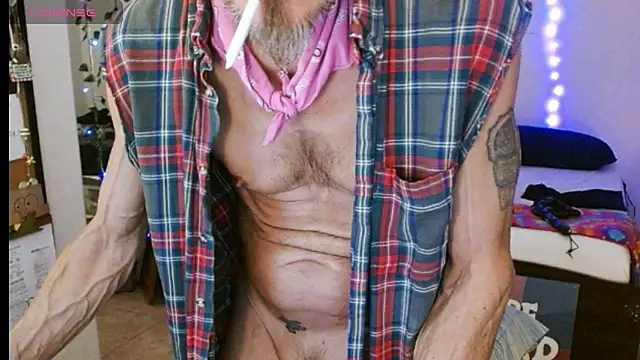 Snapshot of mycock2474u chatting on March 2025 08:42:01 AM mycock2474u online show from March 2025 08:42:01 AM