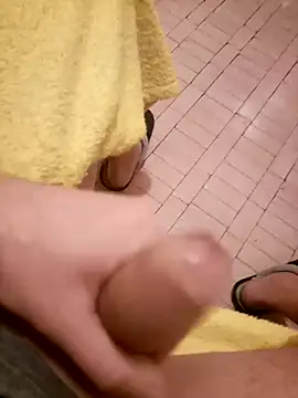 Snapshot of david_geam chatting on December 2024 03:37:01 AM david geam online show from December 2024 03:37:01 AM