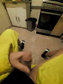 Snapshot of david_geam chatting on December 2024 04:47:02 AM david geam online show from December 2024 04:47:02 AM