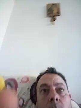 Snapshot of david_geam chatting on January 2025 07:45:01 AM david geam online show from January 2025 07:45:01 AM