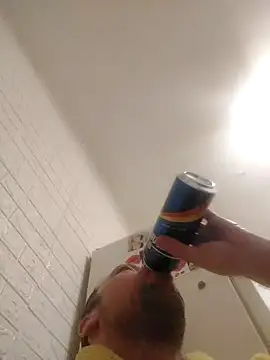 Snapshot of david_geam chatting on January 2025 05:51:02 PM david geam online show from January 2025 05:51:02 PM