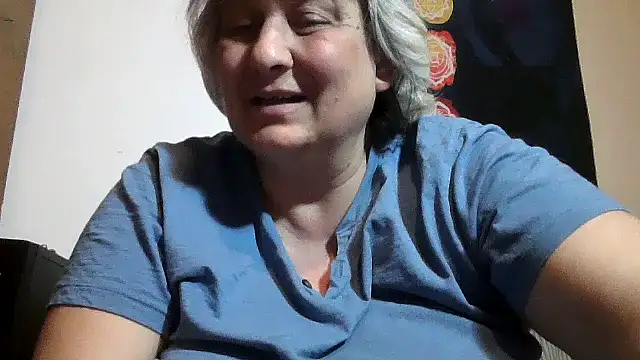 Snapshot of ExquisiteMature chatting on April 2026 06:34:02 PM ExquisiteMature online show from April 2026 06:34:02 PM