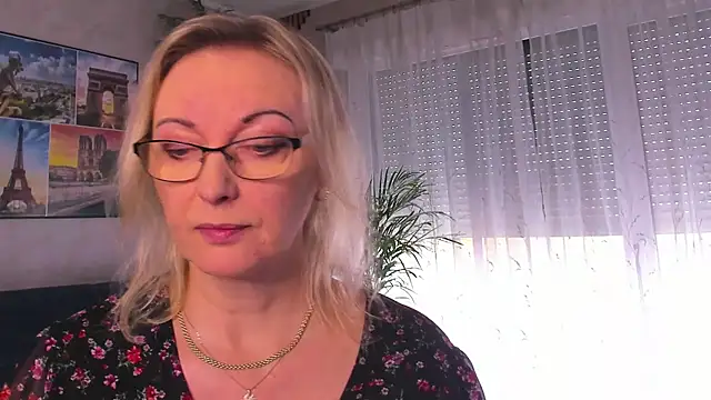 Snapshot of vanessa_chat chatting on March 2026 01:23:02 PM vanessa chat online show from March 2026 01:23:02 PM