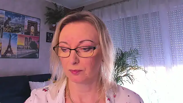 Snapshot of vanessa_chat chatting on April 2026 01:38:01 PM vanessa chat online show from April 2026 01:38:01 PM