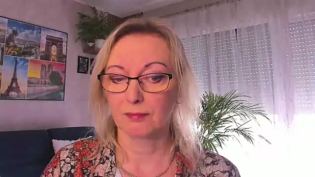 Snapshot of vanessa_chat chatting on April 2026 01:27:02 PM vanessa chat online show from April 2026 01:27:02 PM
