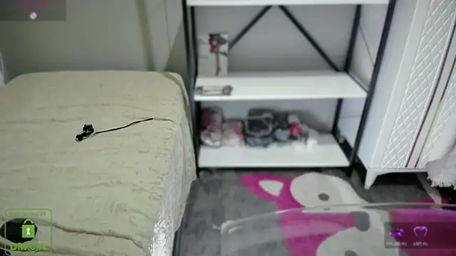 bisexyelizz online show from February 2026 08:03:02 PM