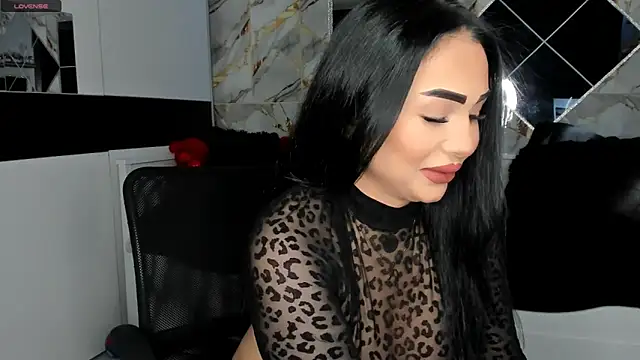 Snapshot of mistress_meryem chatting on March 2025 11:32:01 PM mistress meryem online show from March 2025 11:32:01 PM