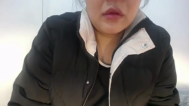 Snapshot of Squirt_tsunami_268 chatting on February 2025 03:27:01 PM Squirt tsunami 268 online show from February 2025 03:27:01 PM