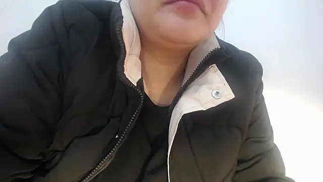 Snapshot of Squirt_tsunami_268 chatting on February 2025 02:40:01 AM Squirt tsunami 268 online show from February 2025 02:40:01 AM