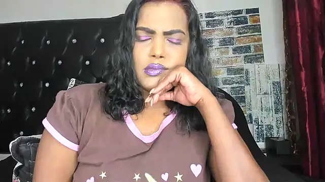 MySweetBitch143 online show from October 2025 01:59:02 PM