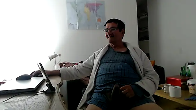 Snapshot of silvio-aus-luzern-CH chatting on April 2026 07:12:02 AM silvio-aus-luzern-CH online show from April 2026 07:12:02 AM