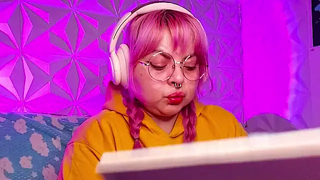 Satyn doll online show from February 2026 12:39:01 AM