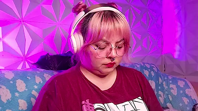 Satyn doll online show from March 2026 12:18:01 AM