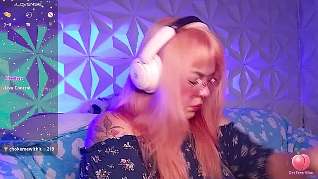 Satyn doll online show from March 2026 10:02:02 PM